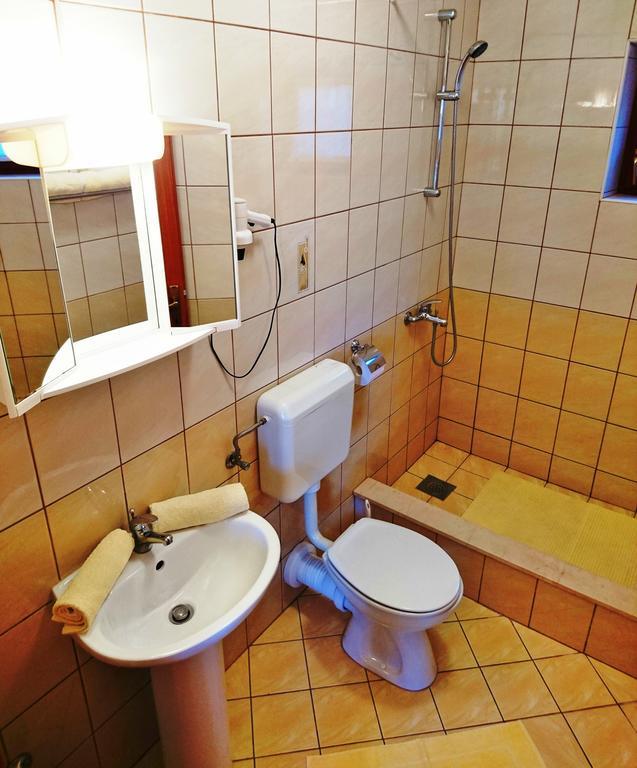 Apartments Radis Zaton  Eksteriør billede